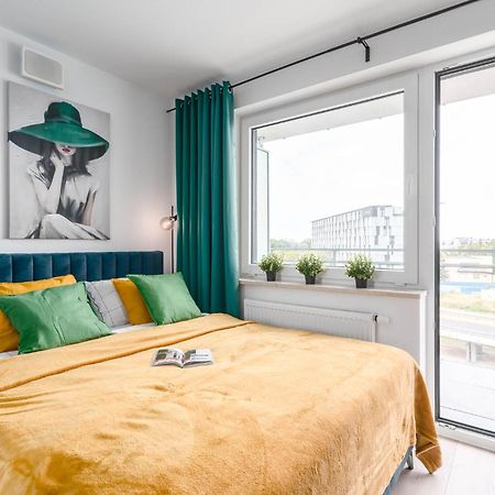 Chill Apartments Pileckiego Варшава Екстериор снимка
