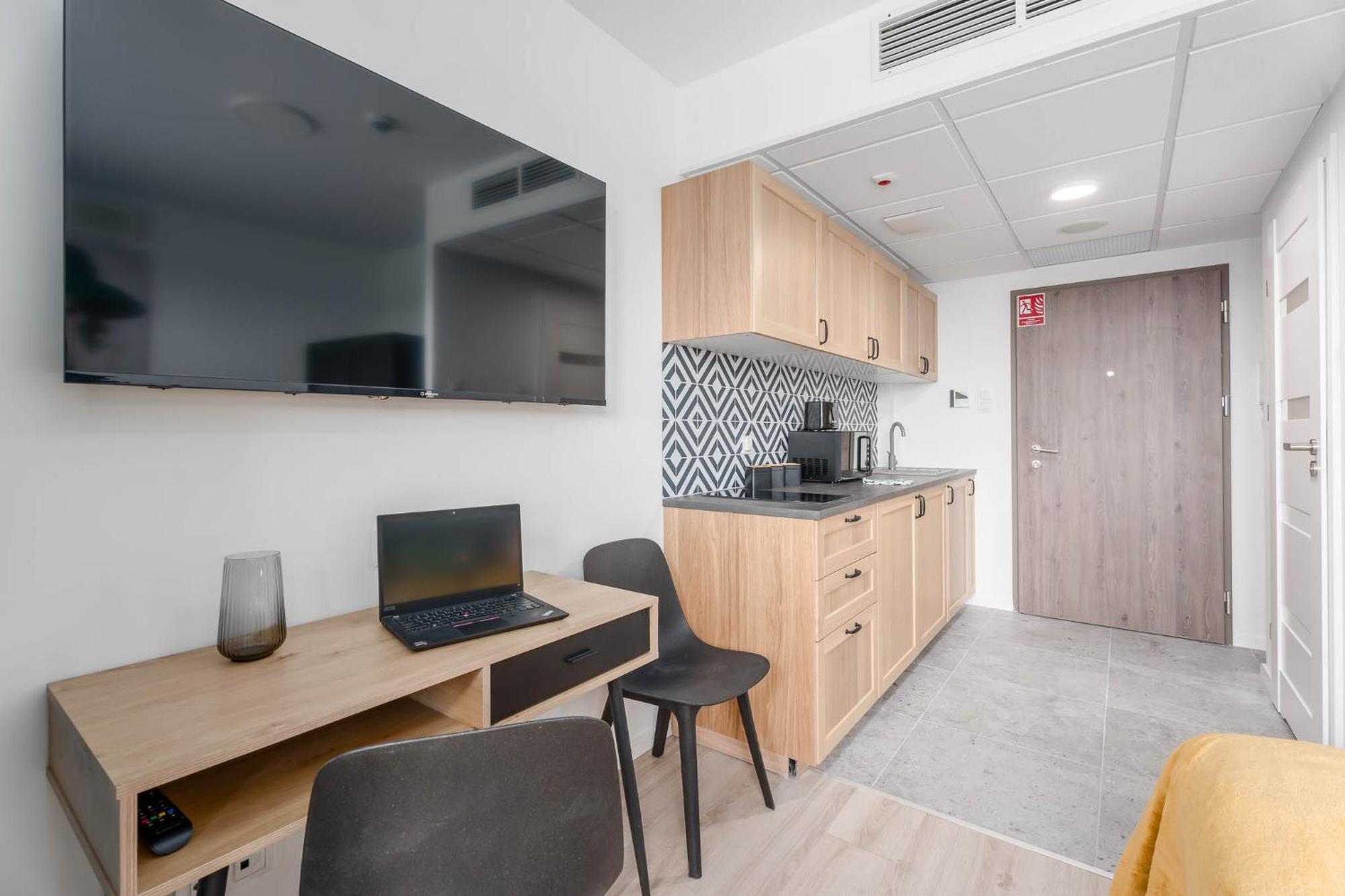 Chill Apartments Pileckiego Варшава Екстериор снимка